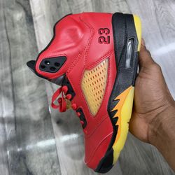 Jordan 5s Jordan Retro Raging Bull Red