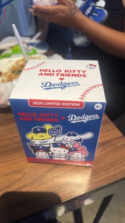Dodgers Hello Kitty and Friends