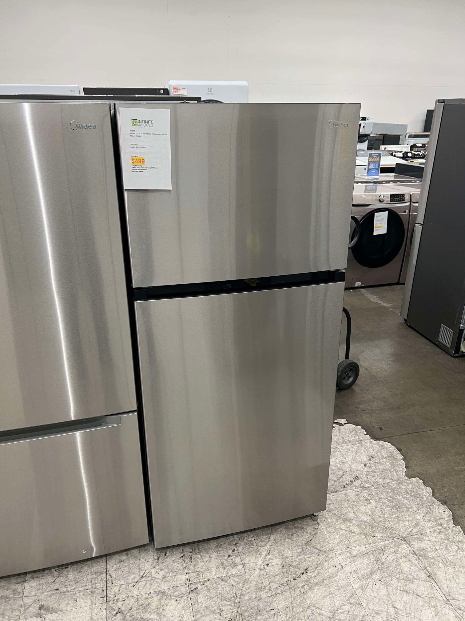 MIDEA 18 cu. ft. Top-Mount Refrigerator