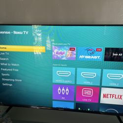 Hisense  43” Roku FULL HD tv