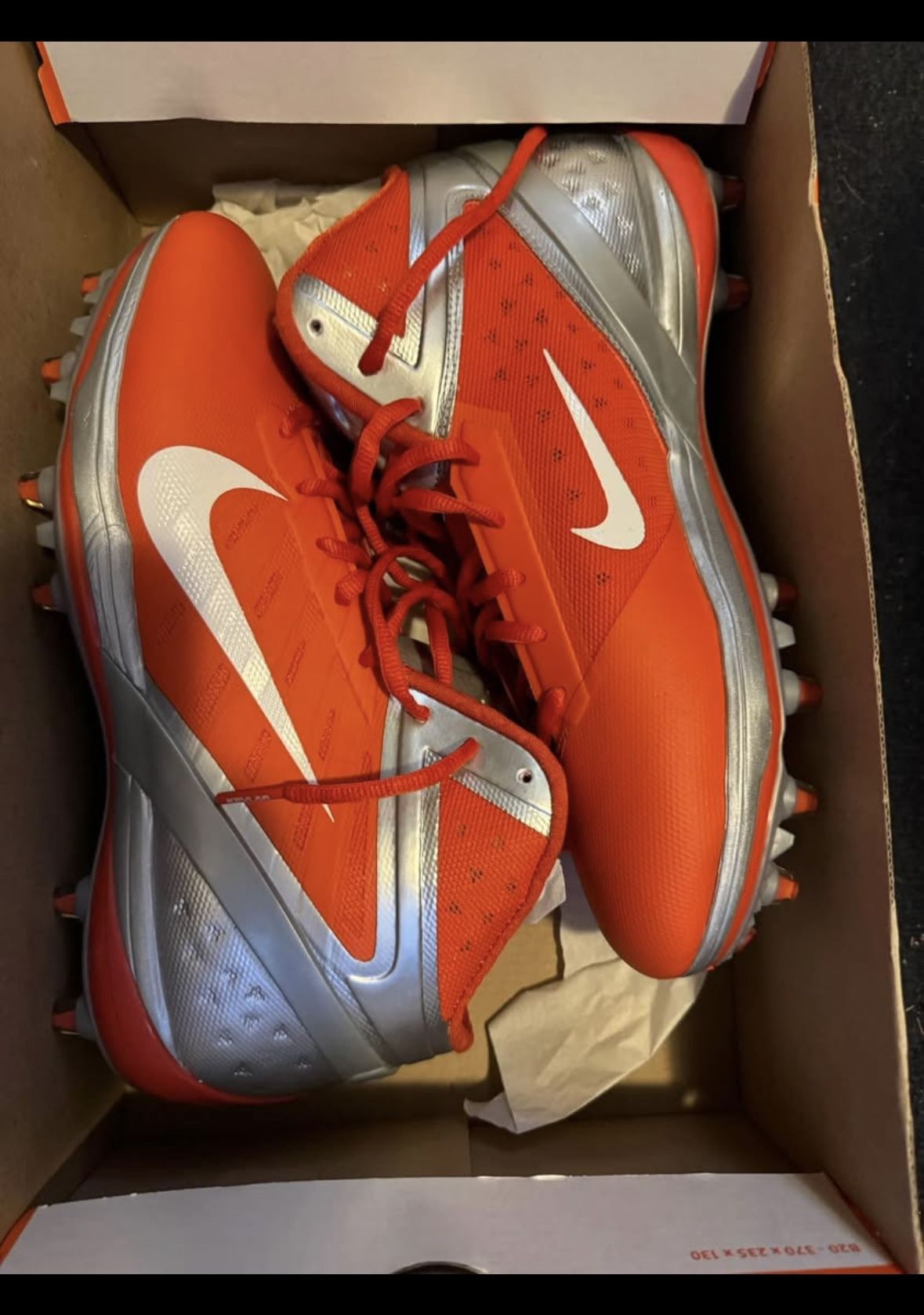 NIKE ALPHA TALON ELITE 3/4 MENS CLEATS SIZE 11.5 512482 810