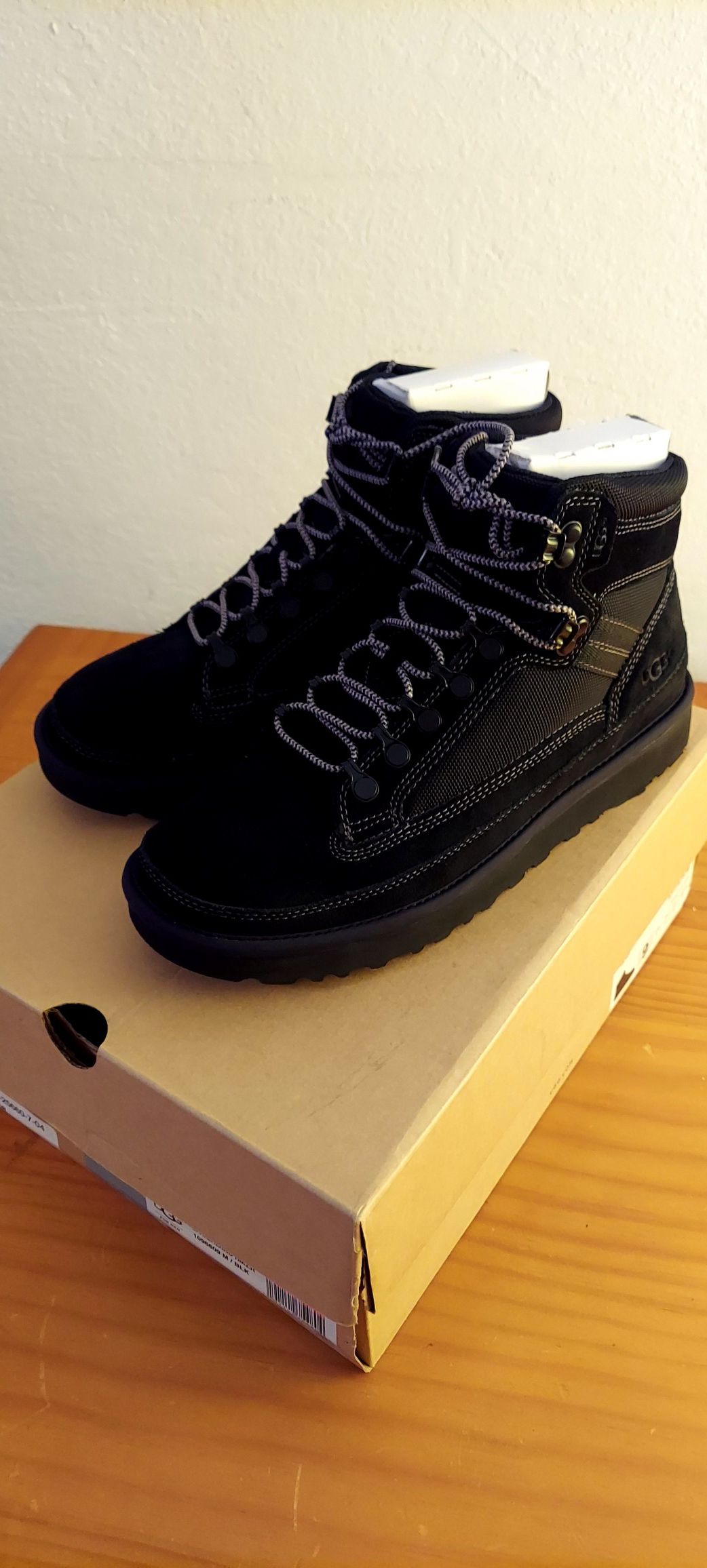 UGG Highland Hiker Black Boots For Men Size 9 1096609 Water Resistant New