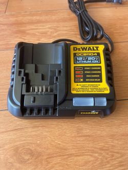 DeWalt DCB1104 12V/20V Lithium Ion Battery Charger