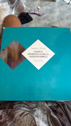 Swatch Reference Guide for Fashion Fabrics (Third Edition) by Deborah E. Young