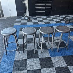 Swivel Steel Bar Stools 