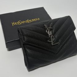 Luxury Designer Women’s Wallet | Pick Up Today