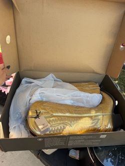 Women’s Ariat boots