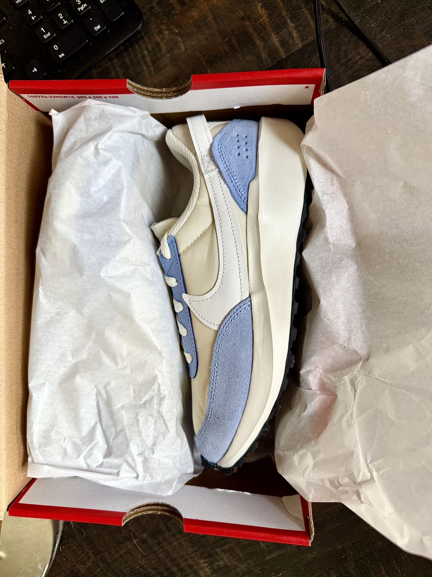 Women Nike air Max 7.5