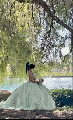 Quinceñera Dress