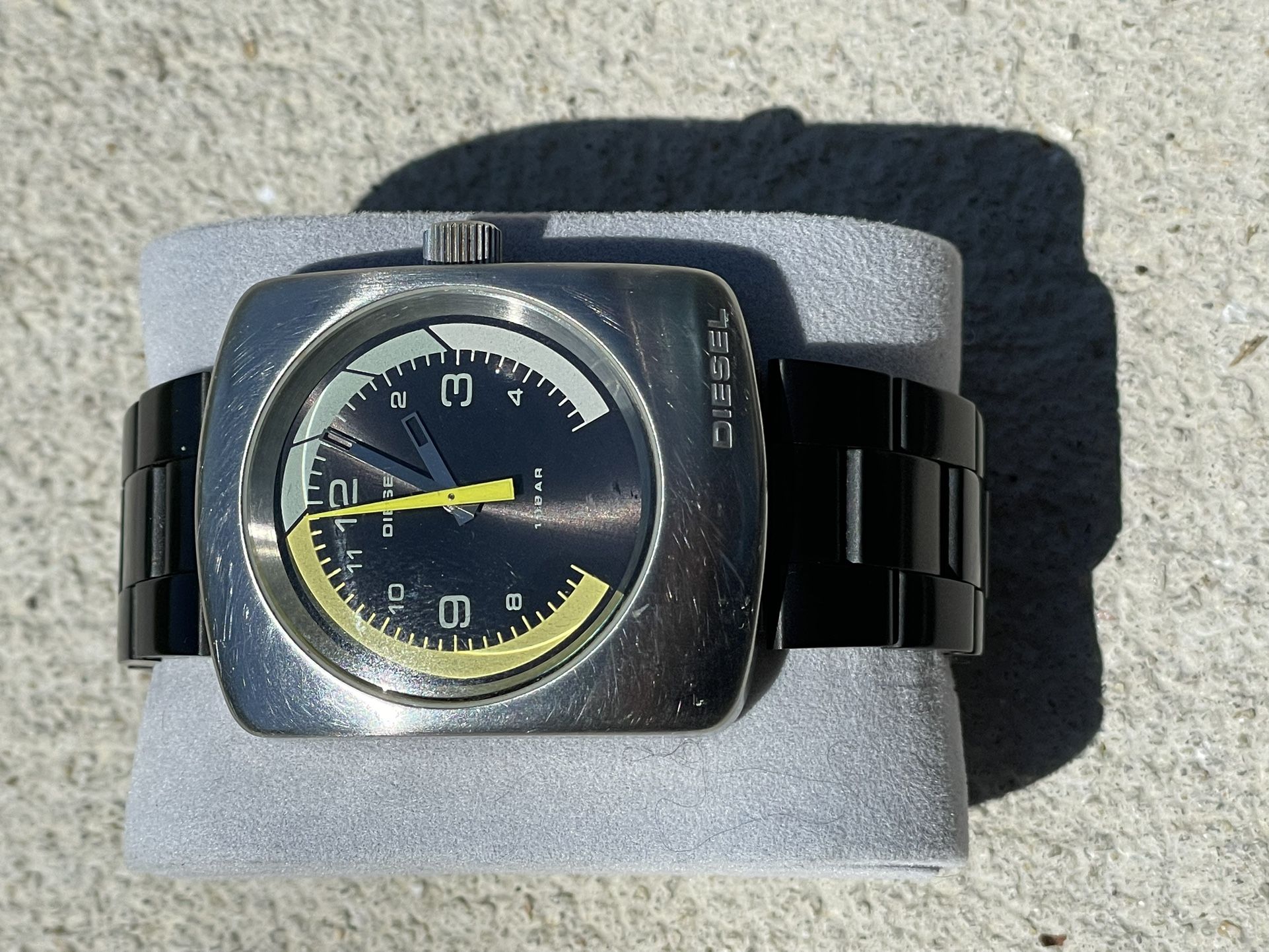 Diesel 10 Bar Analog Watch W/ Metal Band, Good Battery