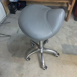 Saddle Stool