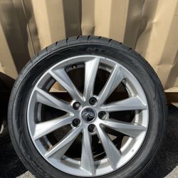 17in Infiniti Wheels with Nitto Tires 245/45R17