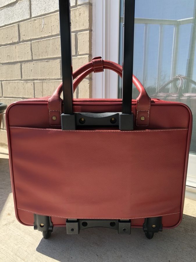 Franklin Covey Red Leather Rolling Tote Bag