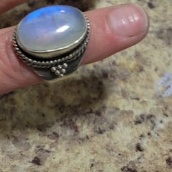 925 Sterling Silver Moonstone Ring Size 6