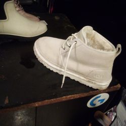 Size 12 Mens Ugg Boots