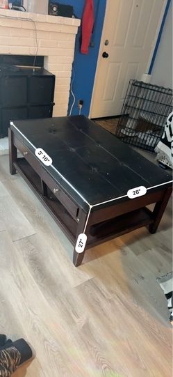 Coffee table with drawers