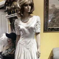 Mon Cheri Luxury Wedding Dress 