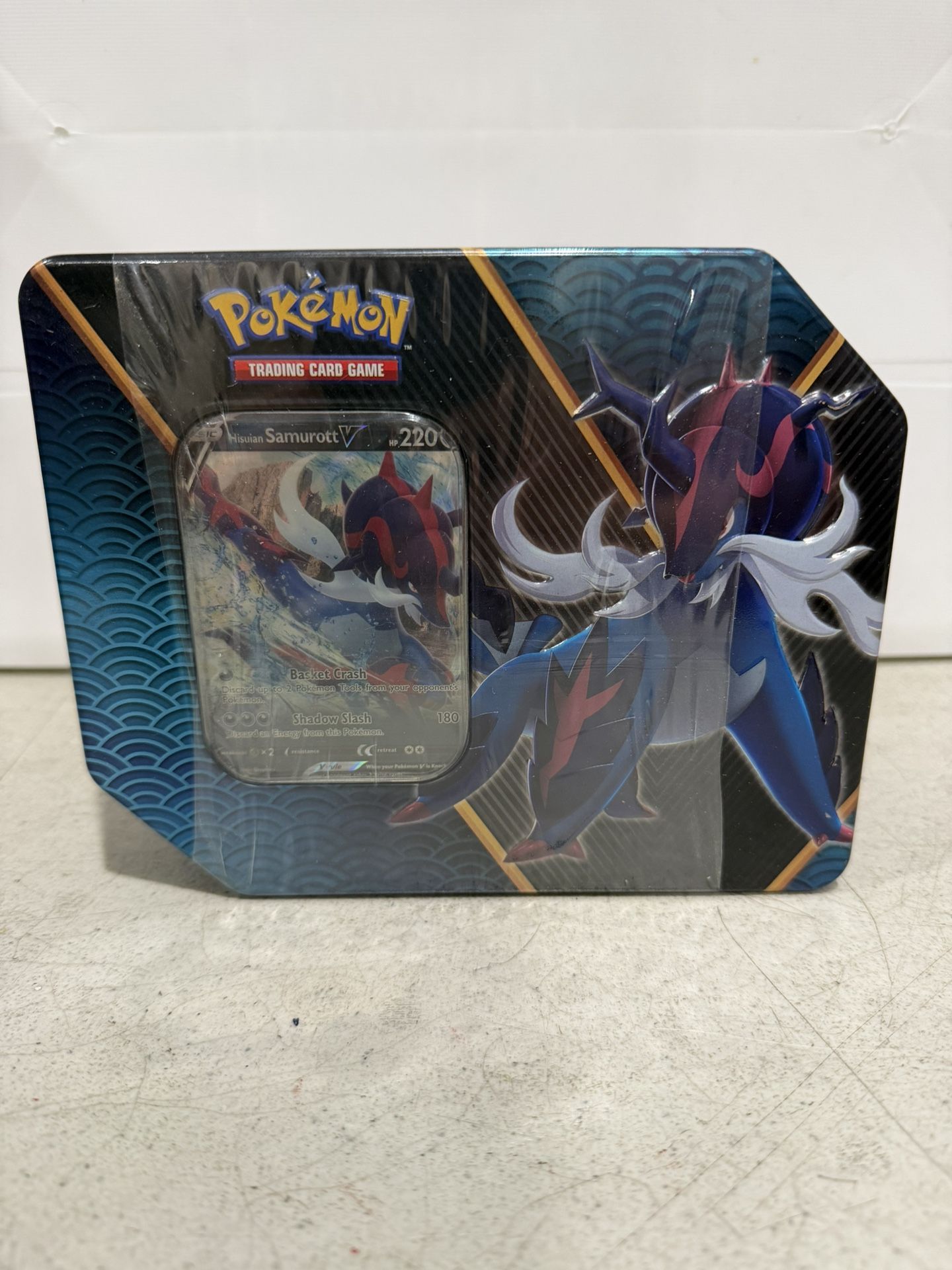 Pokémon Divergent Tins