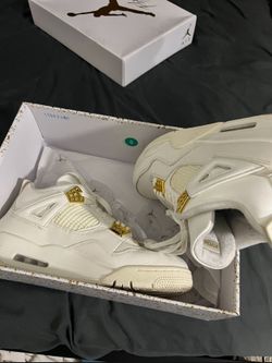 Jordan 4 metallic