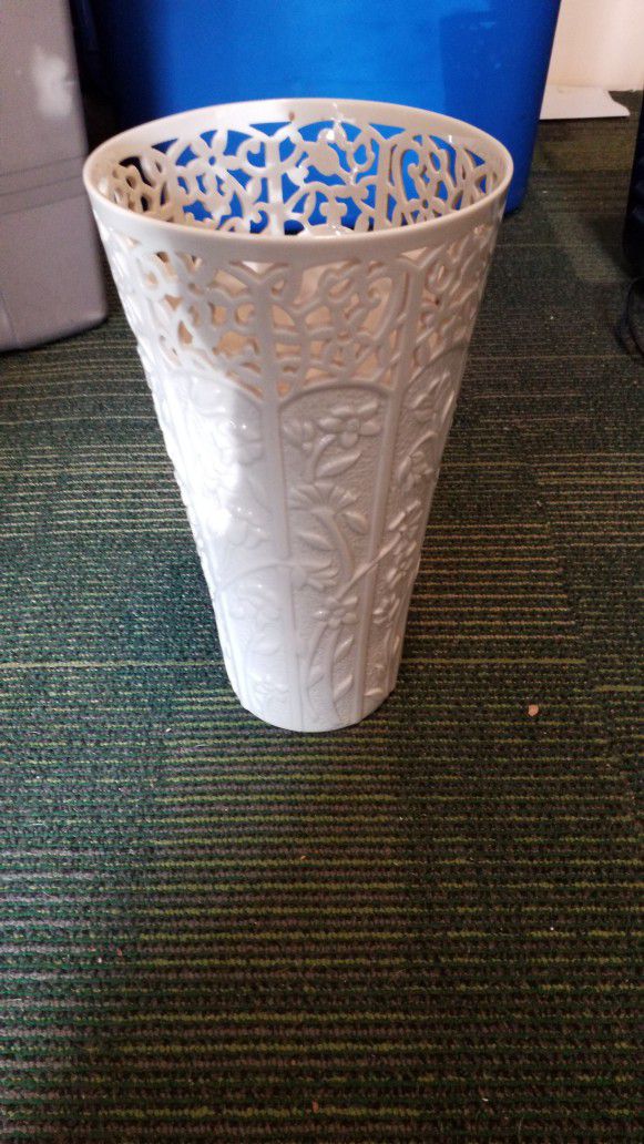 Large Lennox Vase