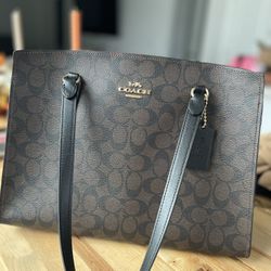 Coach Tote (large)