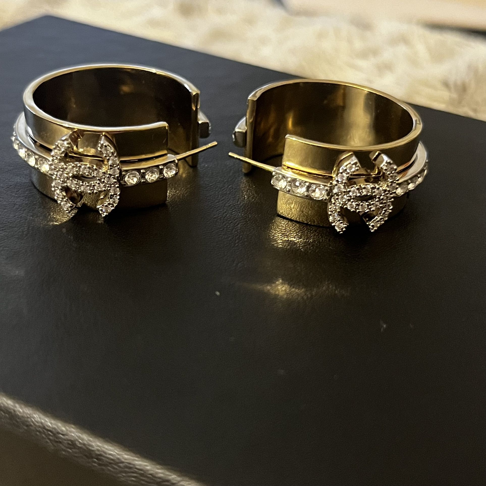 REDUCED! $500 Each Chanel Earrings Authentic! for Sale in Redwood