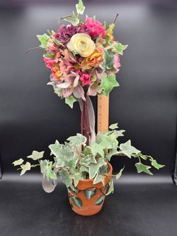 20" Floral Topiary