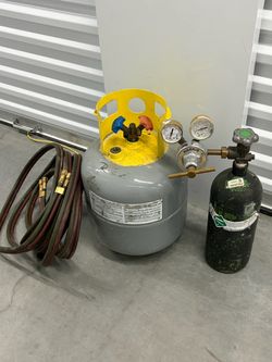 A/C equipment, recovery tank(full) cylinder with regulator and hose