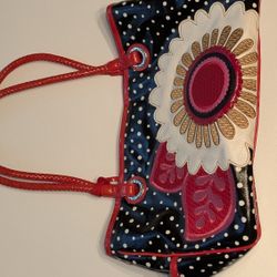 Brighton Gilly Flower Floral