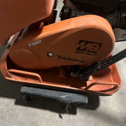 Compactor Mikasa 