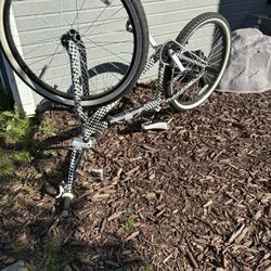 Big Ripper Checkered Color 29”