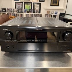 Denon AVR-4806 in good working condition with cord and remote