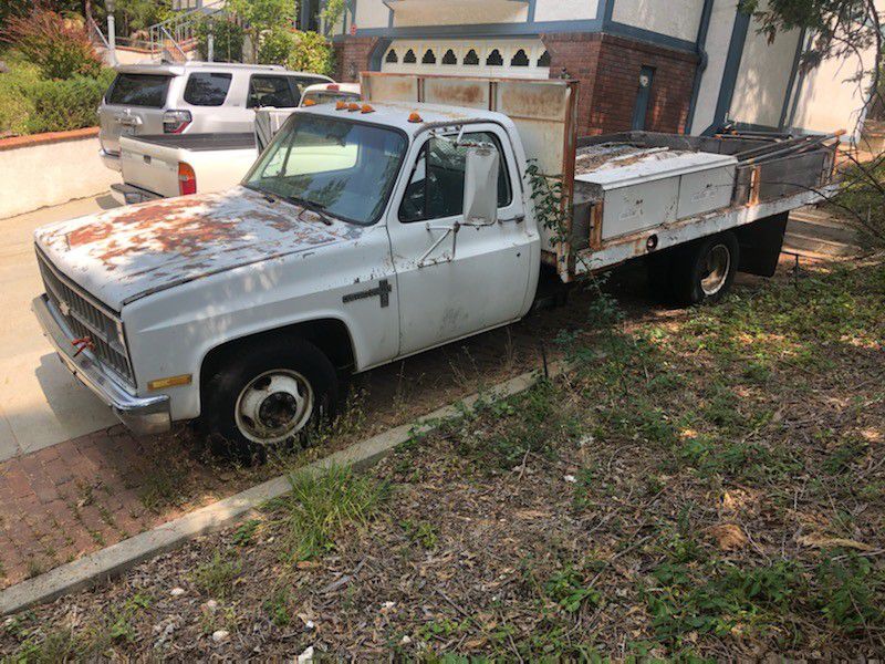 1983 Chevy C-30 Flatbed Truck Dually