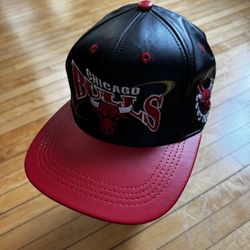 VTG NWT 90s Chicago Bulls NBA J.H. Design Black/Red Genuine Leather Hat Sz. OS