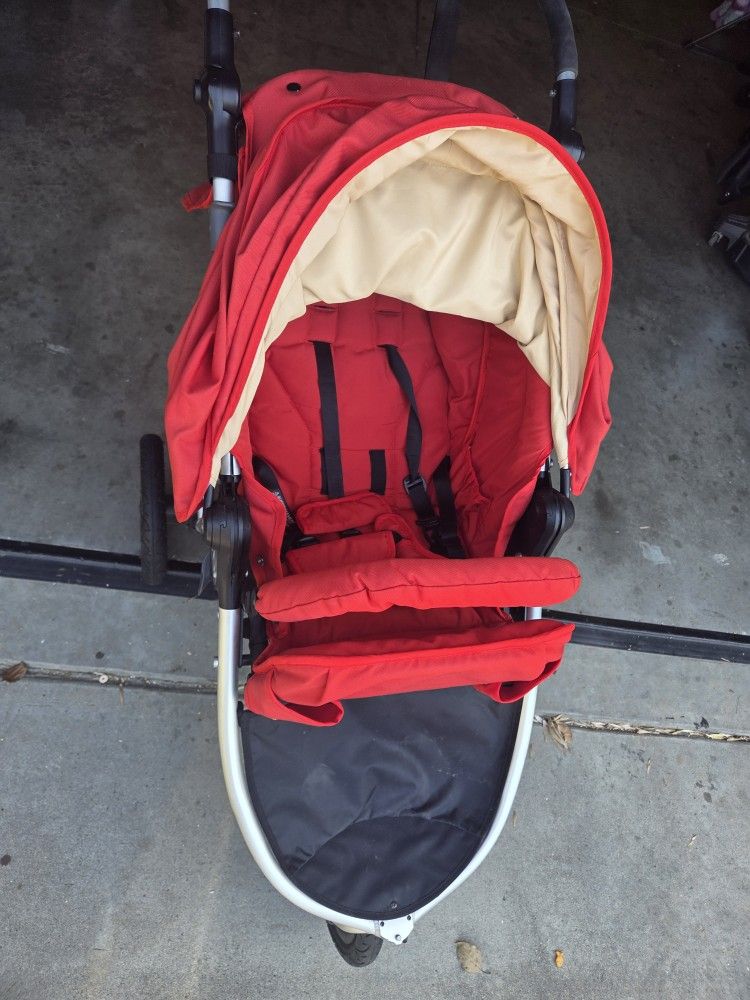Bumbleride Stroller