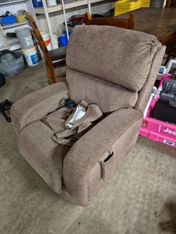 Power lift chair