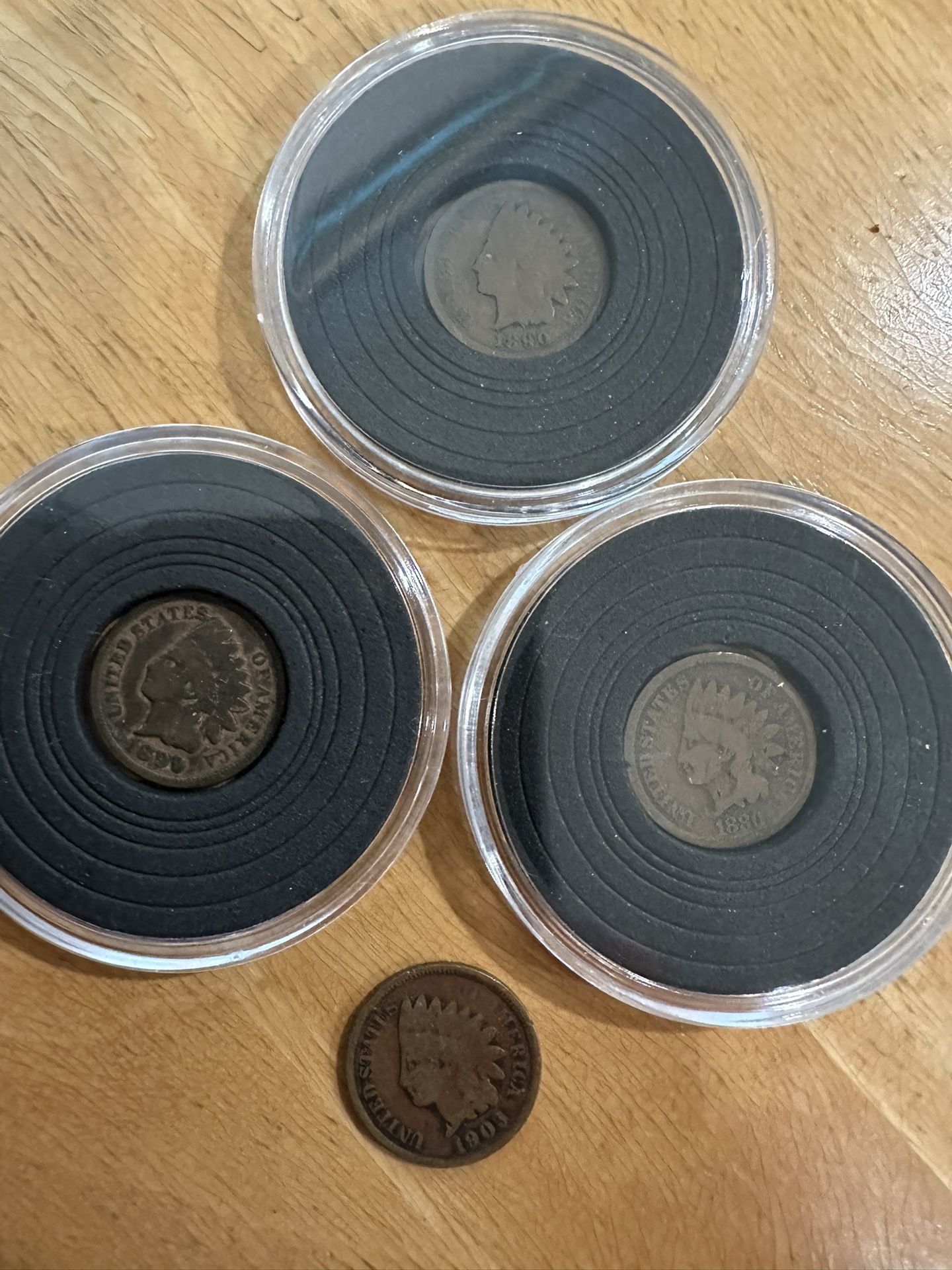 4 INDIAN HEAD PENNIES