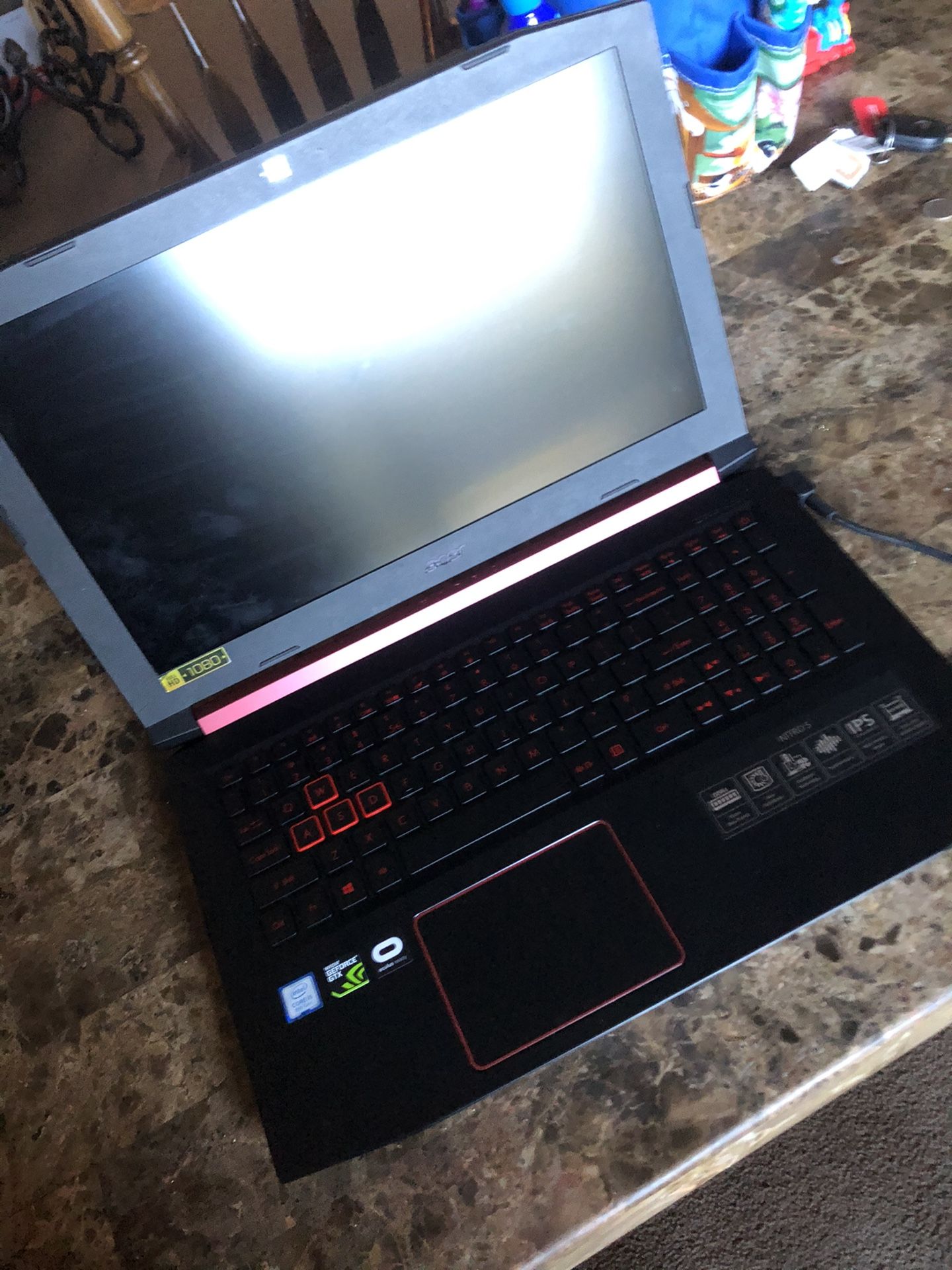 Gaming laptop Acer Nitro 5 Brand new screen and keyboard so it it looks brand new and works brand new!