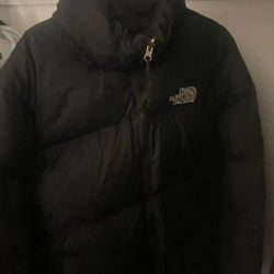NORTH FACE PUFFER JACKET FOR SALE - CONDITION NEW 