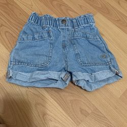 Calvin Klein Shorts Size 2T