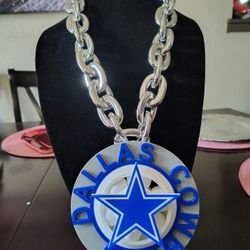 New Dallas Cowboys Spinner Chain ⛓️