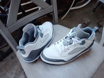 Jordan Spizike White Cool Grey Sneakers