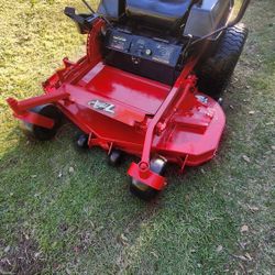 COMMERCIAL  EXMARK ZERO TURN MOWER, ,RUN & CUT  EXCELLENT 