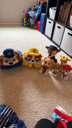 Paw patrol plush and blankets
