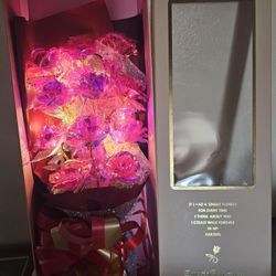 Rose Gold Bouquet Valentines 