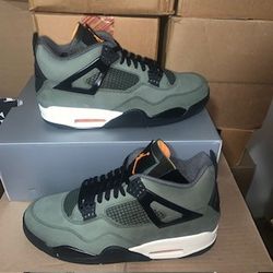 Brand New Men's Nike  Air Retro 4 Undefeated Shoes Size 12