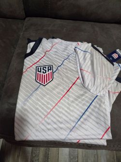 New condition size large