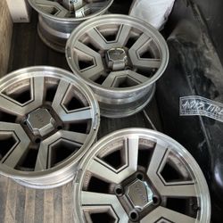 4x114.3 Supra Wheels