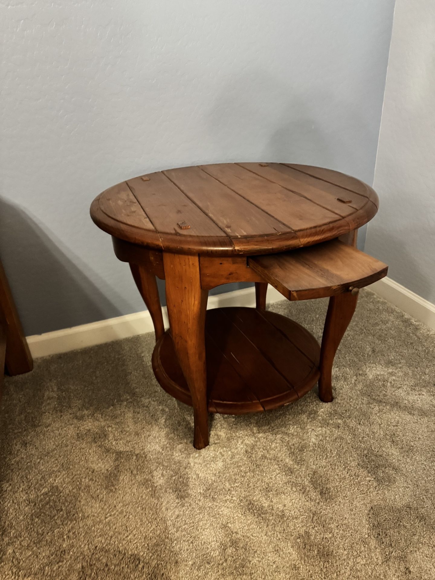 Round End Table