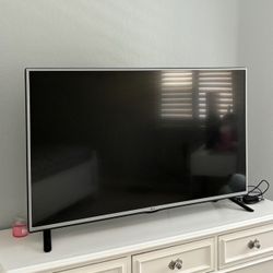 LG LED 49in. TV with Roku Stick